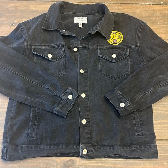 Wesc Jackets & Blazers - Conspiracy WESC Denim Jacket Unisex Black Smiley Face‎ Trucker  Mens m Women’s L
